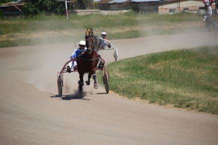 Благовещенка скачет в отрыв