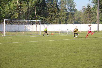В повторной игре женская команда «Алтай» уступила «Кузбассу» - 0:4 (фото). 