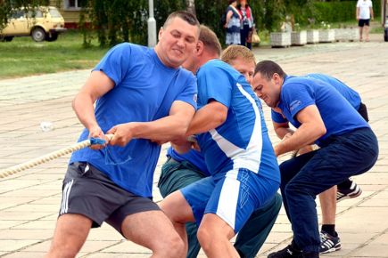 В Яровом прошла VII олимпиада среди организаций города.