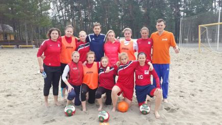 Женский «Алтай» сыграет в чемпионате России по пляжному футболу в Казани.