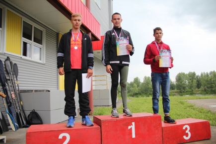 В Барнауле прошло первенство Алтайского края по гребле на байдарках и каноэ.