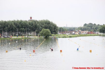 Иван Папулин из Павловска - победитель всероссийских соревнований по гребле на байдарках и каноэ в Бронницах. 