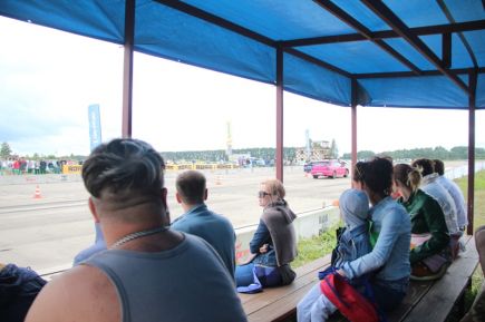 Трое алтайских гонщиков - победители барнаульского этапа чемпионата СФО по дрэг-рейсингу (фото).