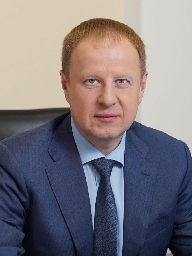 Губернатор Алтайского края Виктор Петрович Томенко