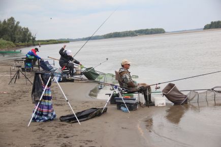 Состоялся чемпионат края "Технодок-2017" по ловле донной удочкой. 