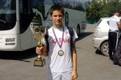 Юношеская команда СДЮШОР Алексея Смертина - победительница зонального первенства России. 