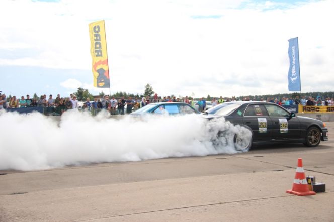 На аэродроме «Панфилово» 9 сентября состоится чемпионат Сибири по дрэг-рейсингу.