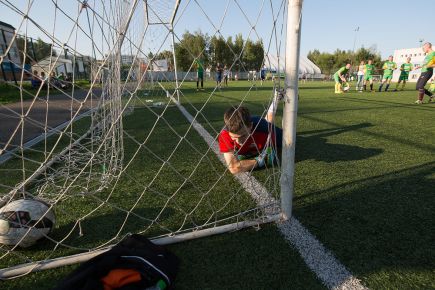 Сборная журналистов в серии послематчевых пенальти оказалась сильнее хоккеистов «Алтая»