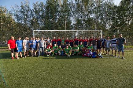 Сборная журналистов в серии послематчевых пенальти оказалась сильнее хоккеистов «Алтая»