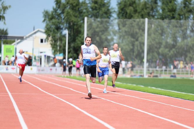 На сельской олимпиаде в Ребрихе подведены итоги соревнований спортивных семей (фото)