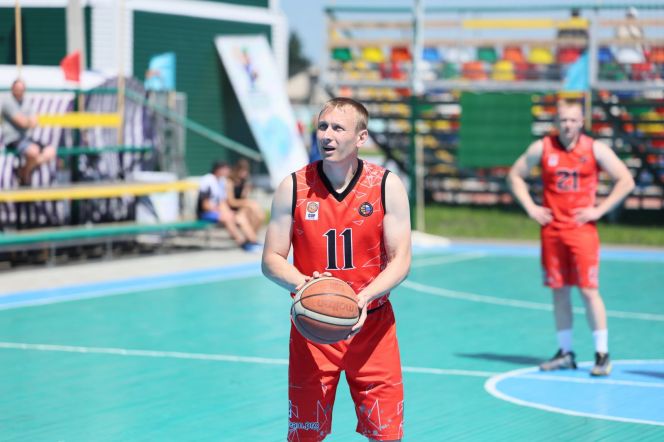 "Ребриха-2025". В мужском баскетбольном финале олимпиады сыграют команды Романовского и Благовещенского районов