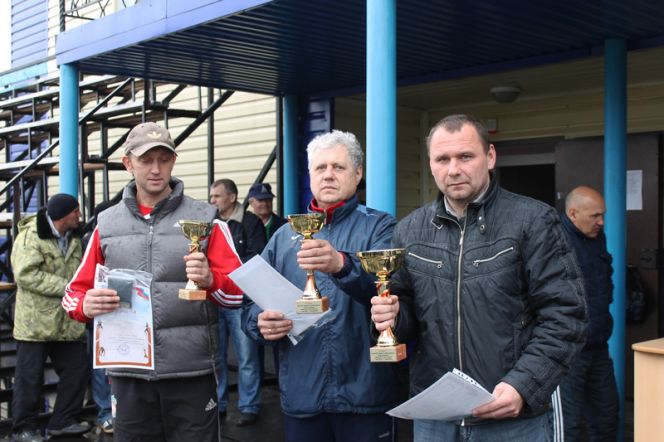 В селе Смоленском прошёл турнир по мини-футболу среди ветеранов, посвящённый памяти В.А. Достовалова.