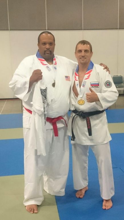 Представитель ГУ МВД России по Алтайскому краю Александр Суховерхов выиграл три медали на XVII Всемирных играх полицейских и пожарных.