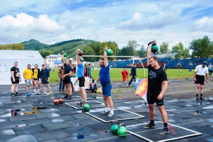 В райцентре Солонешном состоялся первый розыгрыш «Летнего кубка» на призы депутатов АКЗС Андрея Осипова и Сергея Лямина.