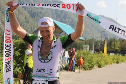 На территории ОЭЗ «Бирюзовая Катунь» провели первые в Сибири соревнования на полужелезной дистанции «ALTAI TRI RACE».