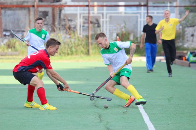 Егор Петренко (в центре) , высшая лига - 2017, заключительный тур в Барнауле