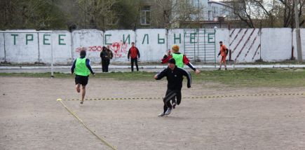 На спортивной площадке аграрного университета состоялось первенство Алтайского края по лапте (фото).