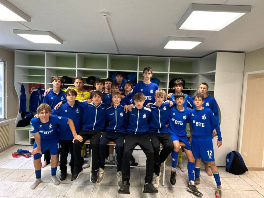 На фото игроки «Академии «Динамо» имени Льва Яшина 2010 года рождения