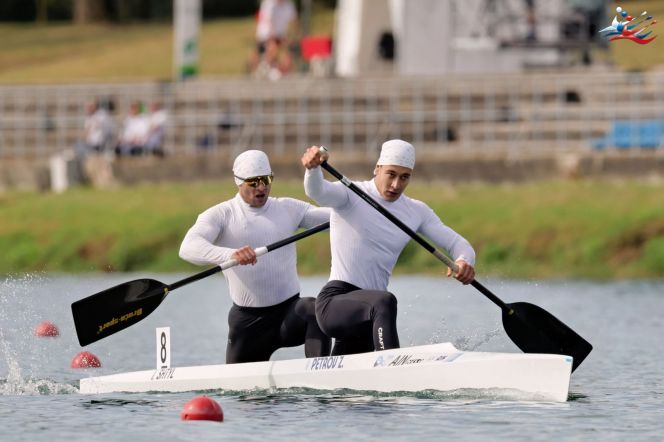 Золотой экипаж Захара Петрова и Ивана Штыля. Фото: Федерация каноэ России