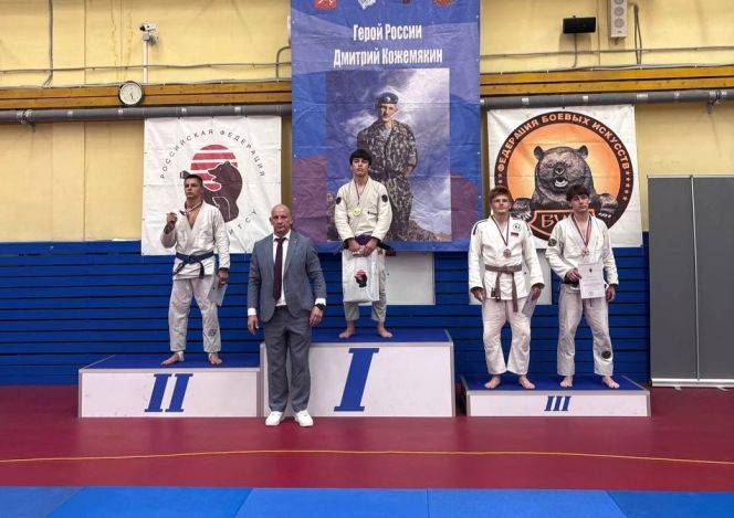 Алтайские спортсмены завоевали три медали на Всероссийских соревнованиях памяти Героя России Дмитрия Кожемякина