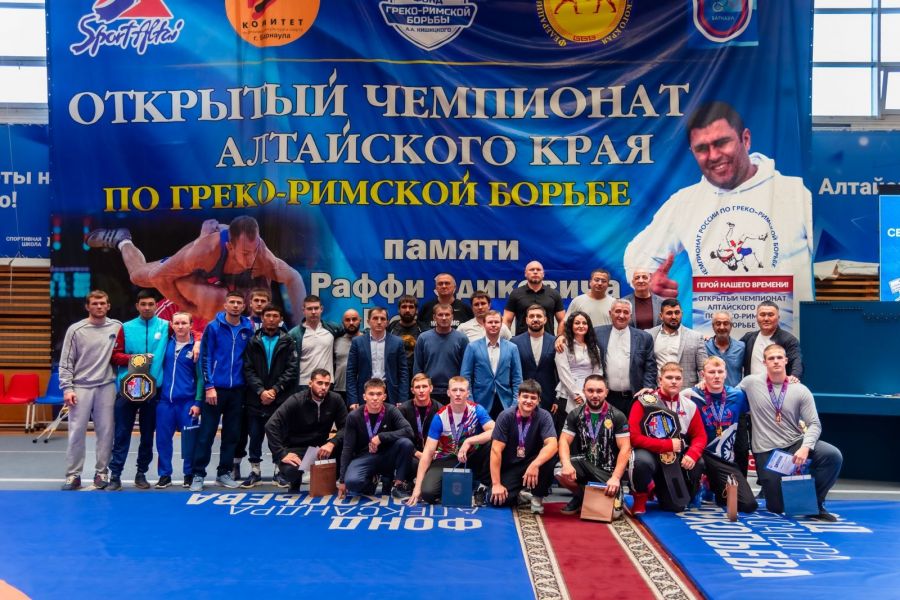 Фото: Анастасия Шипилова и Владимир Игнатов