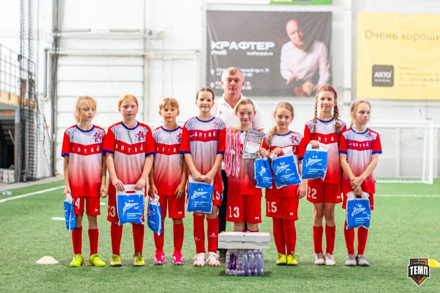 Фото: спортивная школа "Темп"