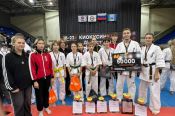 Спортсмены Рубцовска результативно выступили на Всероссийских соревнованиях по киокусинкай в Иркутске