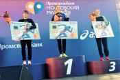 Галина Виноградова второй год подряд становится бронзовым призёром «Московского марафона» на дистанции 10 км.