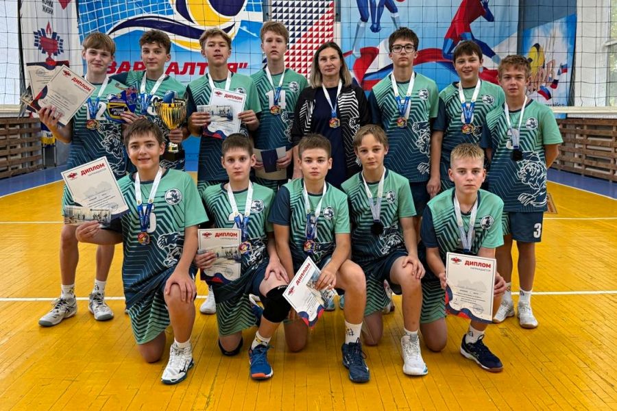 ЦИВС (Новосибирск) – серебряный призёр турнира памяти Николая Казанцева