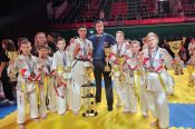 Команда Алтайского края завоевала 10 медалей на международных и всероссийских соревнованиях по киокусинкай «Мемориал Андрея Якутова» (фото)