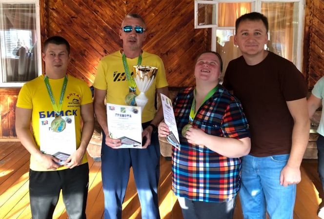 Команда Бийска - победитель турнира. Фото предоставлено участниками соревнований