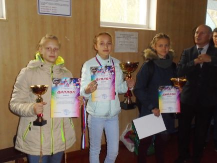 В Барнауле провели легкоатлетические кроссы для инваспортсменов различных категорий.