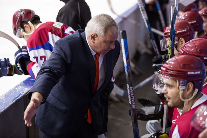 Главным тренером хоккейной команды "Алтай" назначен Андрей Соловьёв. 