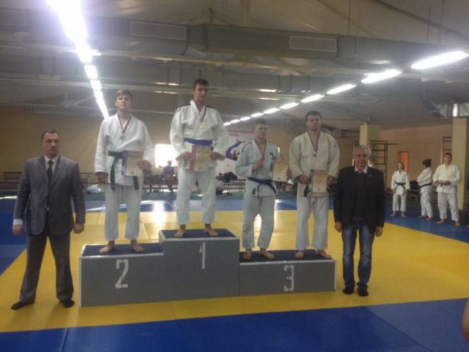 Данил Белецких - серебряный призёр первенства России по дзюдо среди спортсменов с нарушением слуха.