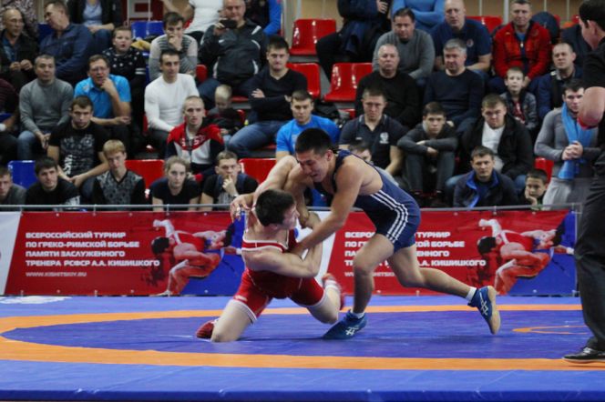 В Барнауле прошёл всероссийский турнир памяти заслуженного тренера РСФСР Анатолия Кишицкого.