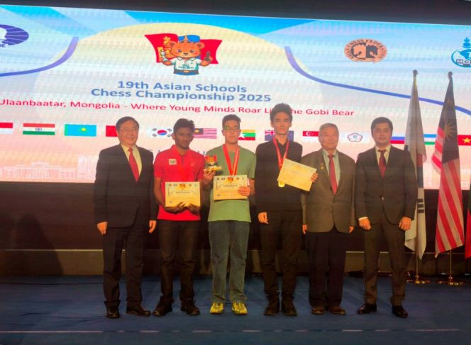 Артём Мещеряков запасся серебром в Монголии