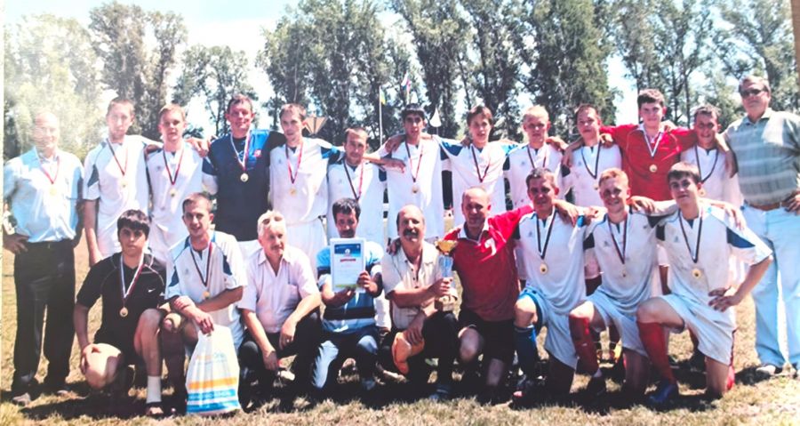 Третье чемпионство, пятый финал футбольной команды Локтевского района на краевых сельских олимпиадах. Алтайское, 2012 год