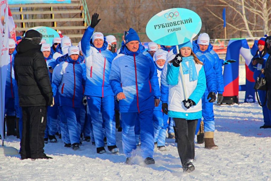 Команда Рубцовского района на финале зимней краевой сельской олимпиады-2025. Фото: портал органов местного самоуправления Рубцовского района 