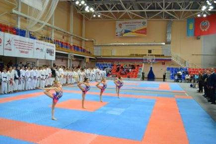 В Барнауле состоялись чемпионат и первенство Сибири по восточному боевому единоборству в дисциплине кобудо.