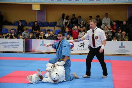 Исмаил Гаджиев - бронзовый призёр чемпионата Сибирского федерального округа по кудо. 