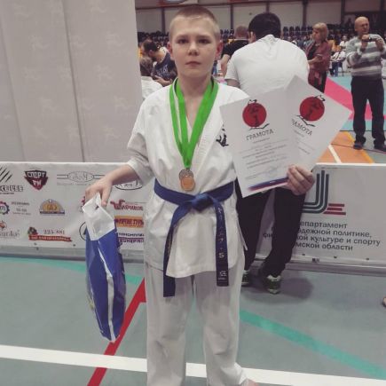 Исмаил Гаджиев - бронзовый призёр чемпионата Сибирского федерального округа по кудо. 