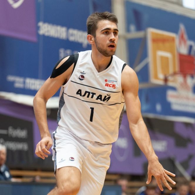 Игрок БК «Алтай» Виктор Зиганшин претендует на участие в Матче звёзд Студенческой лиги РЖД (ссылка на голосование)