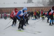 На лыжне все - друзья! Более 350 спортсменов приняли участие в краевых соревнованиях памяти заслуженного тренера России Сергея Мельникова 