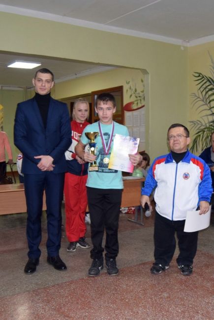 В Барнауле прошли чемпионат и первенство края по пауэрлифтингу среди спортсменов с ограниченными возможностями здоровья. 