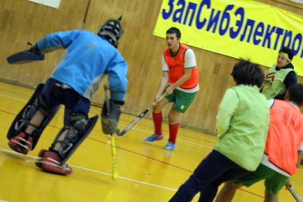 Стартовал розыгрыш Кубка Алтайского края по индорхоккею.