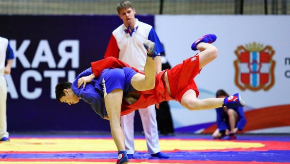 На V Всероссийском юношеском турнире памяти Василия Ощепкова в Омске борцы региона завоевали 15 медалей