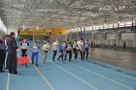 В СДЮШОР имени Константина Костенко состоялось первенство спортшколы по ОФП.