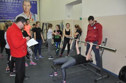 В СДЮШОР имени Константина Костенко состоялось первенство спортшколы по ОФП.