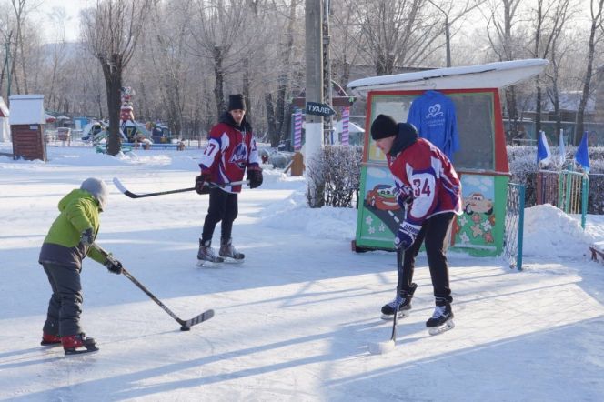 Хоккейный клуб «Алтай» принял участие в празднике «Алтайская зимовка».