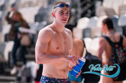 Александр Назаренко